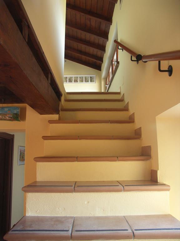 La Casa Del Borgo Bed & Breakfast Brissago-Valtravaglia Eksteriør bilde