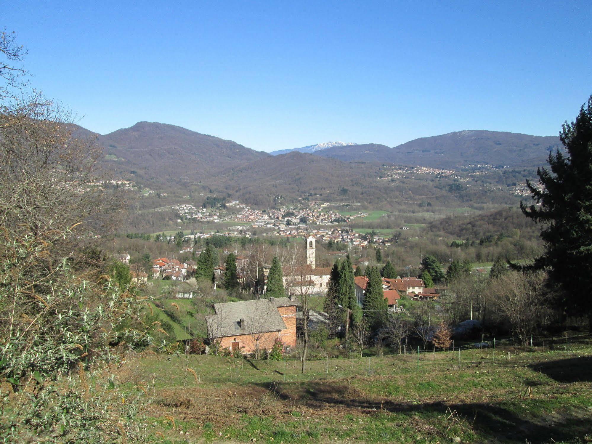 La Casa Del Borgo Bed & Breakfast Brissago-Valtravaglia Eksteriør bilde