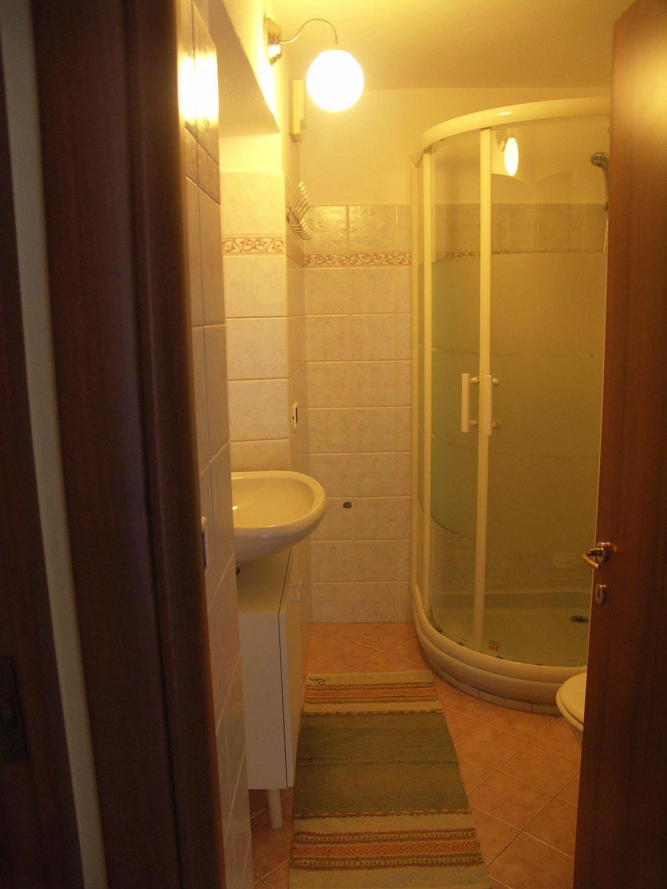 La Casa Del Borgo Bed & Breakfast Brissago-Valtravaglia Eksteriør bilde